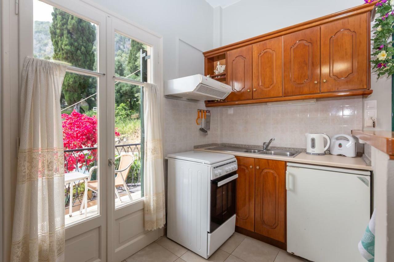 Rapanos Apartments Paleokastritsa Bagian luar foto