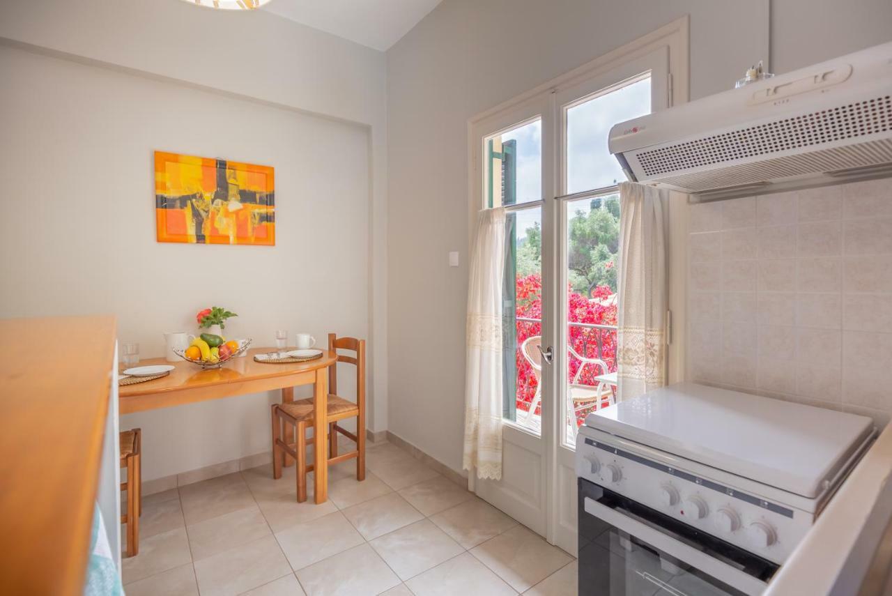 Rapanos Apartments Paleokastritsa Bagian luar foto